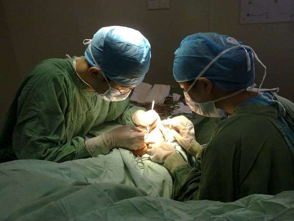 怎么护理病人 ooYBAFcKEbWAeAV_AABkT0jtx_I434.jpg