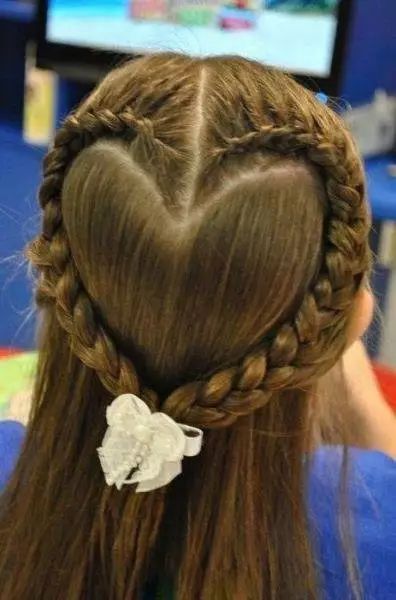 导致头发大量脱落的6大原因