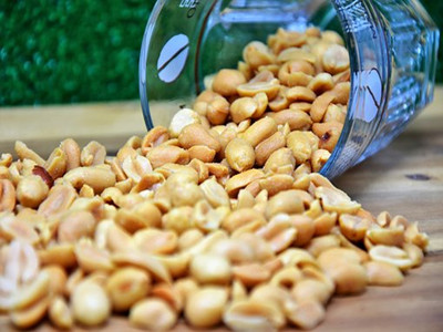 peanuts-3033680__340_副本.jpg