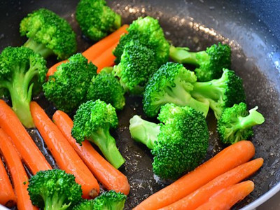 carrots-2106825__340_副本.jpg