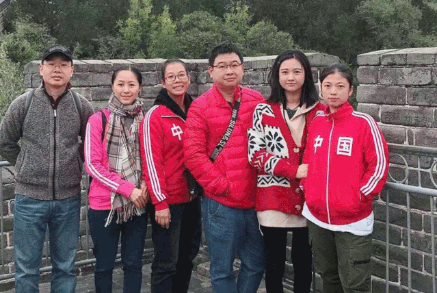 旅游1.gif