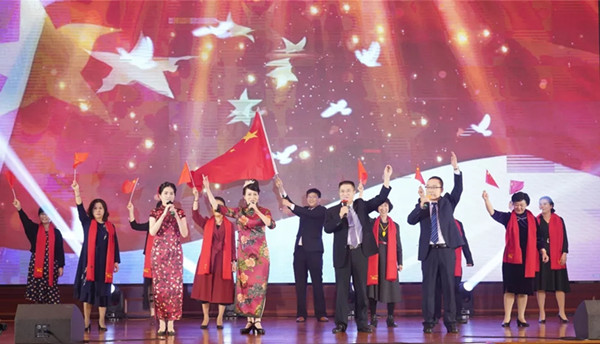 我和我的祖国.webp_副本.jpg
