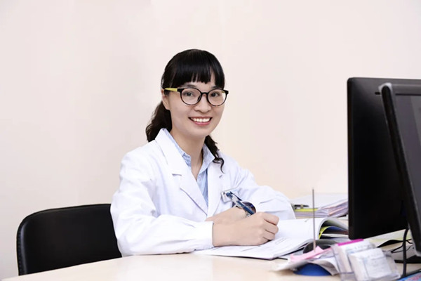 钟佳静主任.webp.jpg