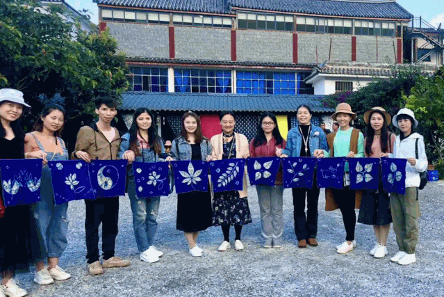 旅游2.gif