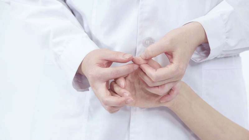 gif 方法一:掐少商.gif