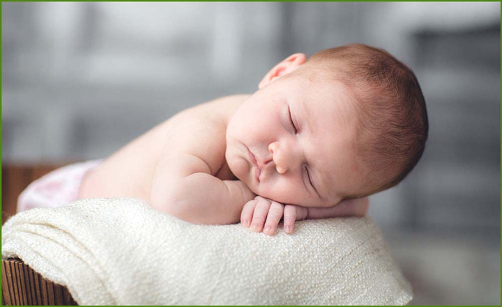 婴儿痉挛性斜颈表现的图片