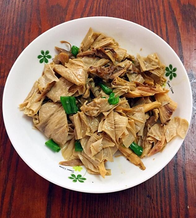 腐竹炒鸡丝