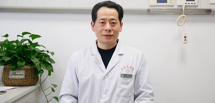 张文强医生简介和出诊时间_中国人民解放军广州军区武汉总医院_眼科