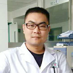 王榮飛