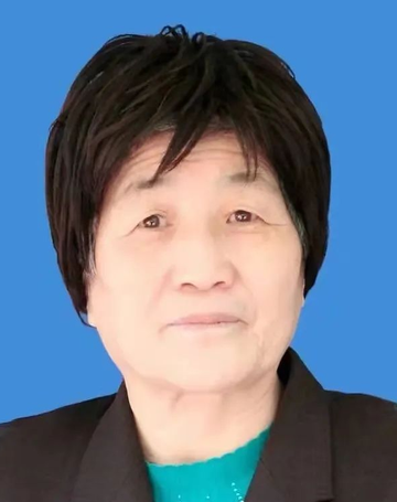 张国英