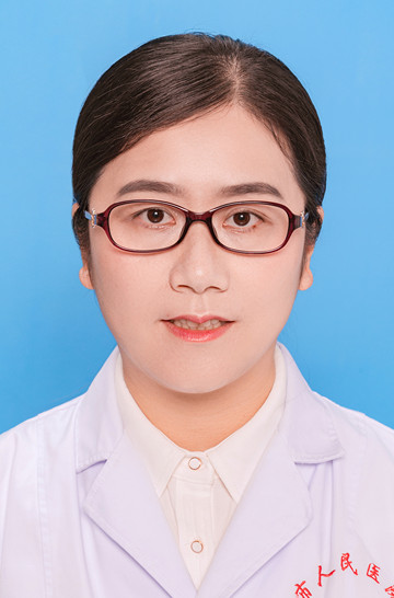 易玲