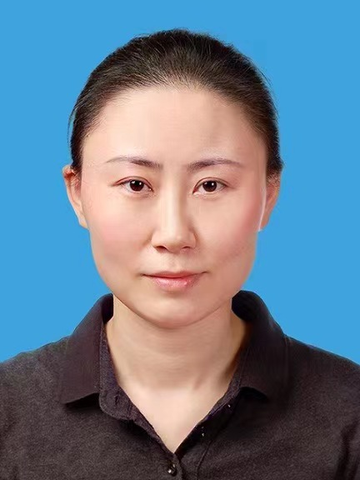崔萌