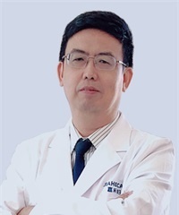 闫琦