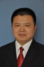 王东伟