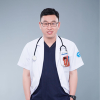 李小伟