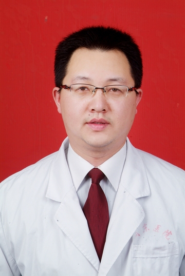 王强