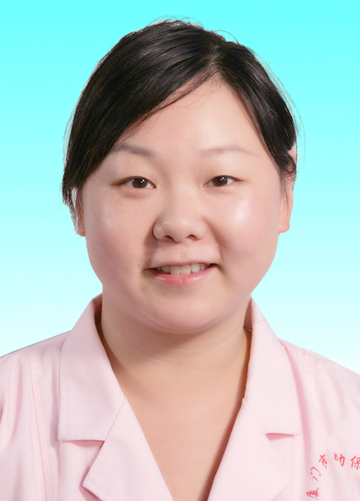 张玲
