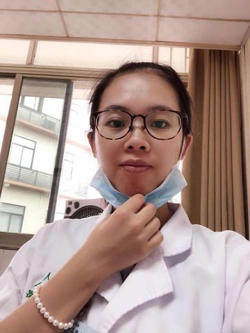周洁妤