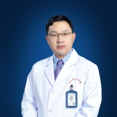 陈伟