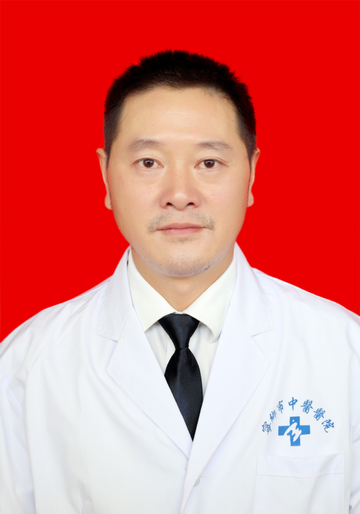 钟春明