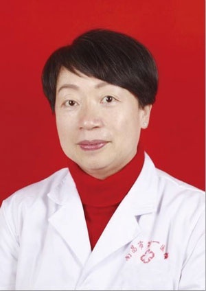 蔡静