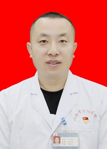 李飞雄