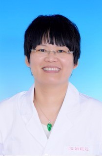 黄威鸳