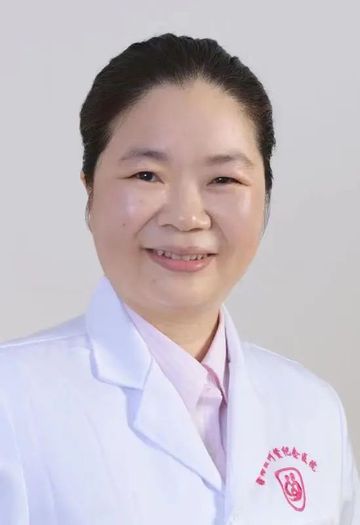 杜佩英