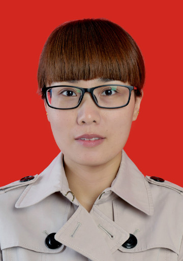 吕娜