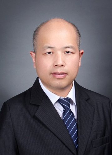 王亚斌