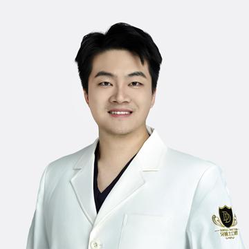 高鹏