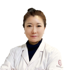 何瑛