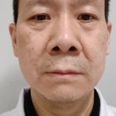 周鹰飞