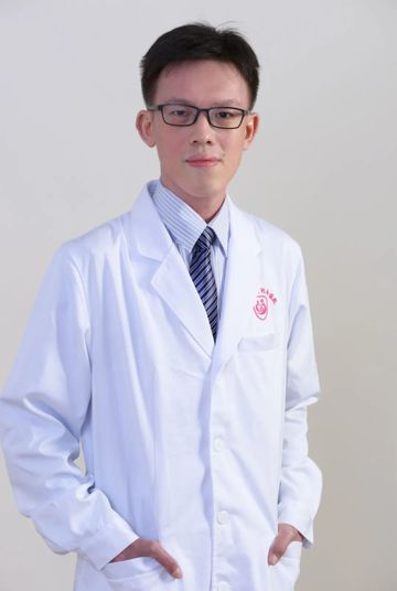 梁志坚