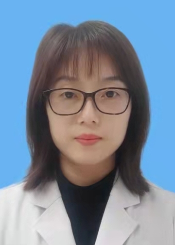 黄芳