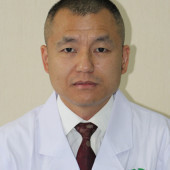 王革