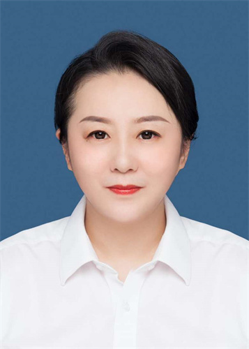 董霞
