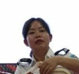 余素芳