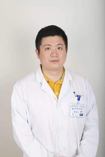 瞿向东