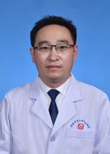 王磊