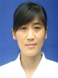 李英