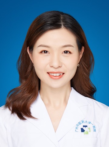 陈昫