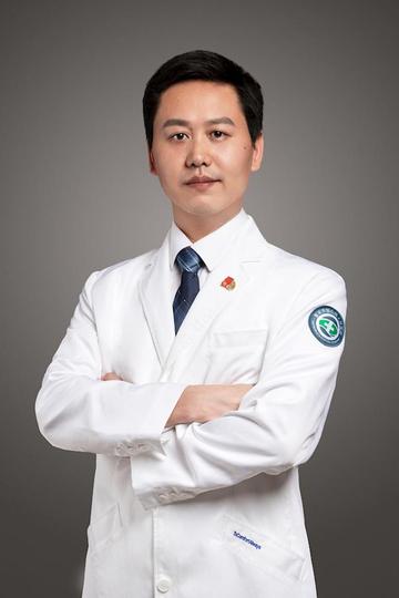 丁飞