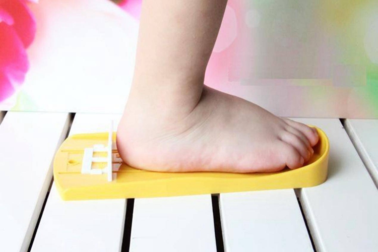 儿童正常脚型图 儿童正常脚型图