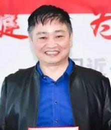 李国栋