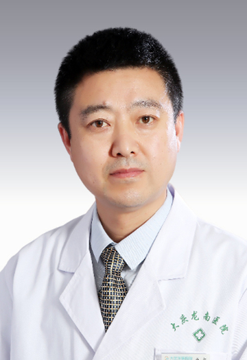 李伟