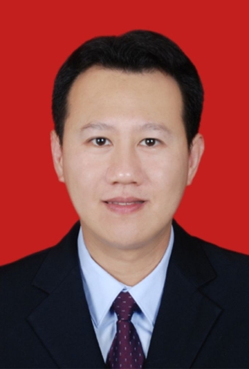 陈粤明