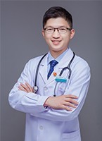 梁伟乔