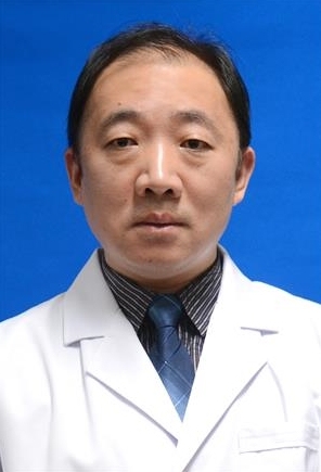 顾建华
