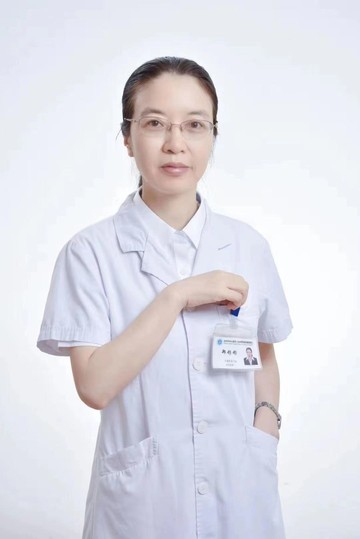 郑彤彤
